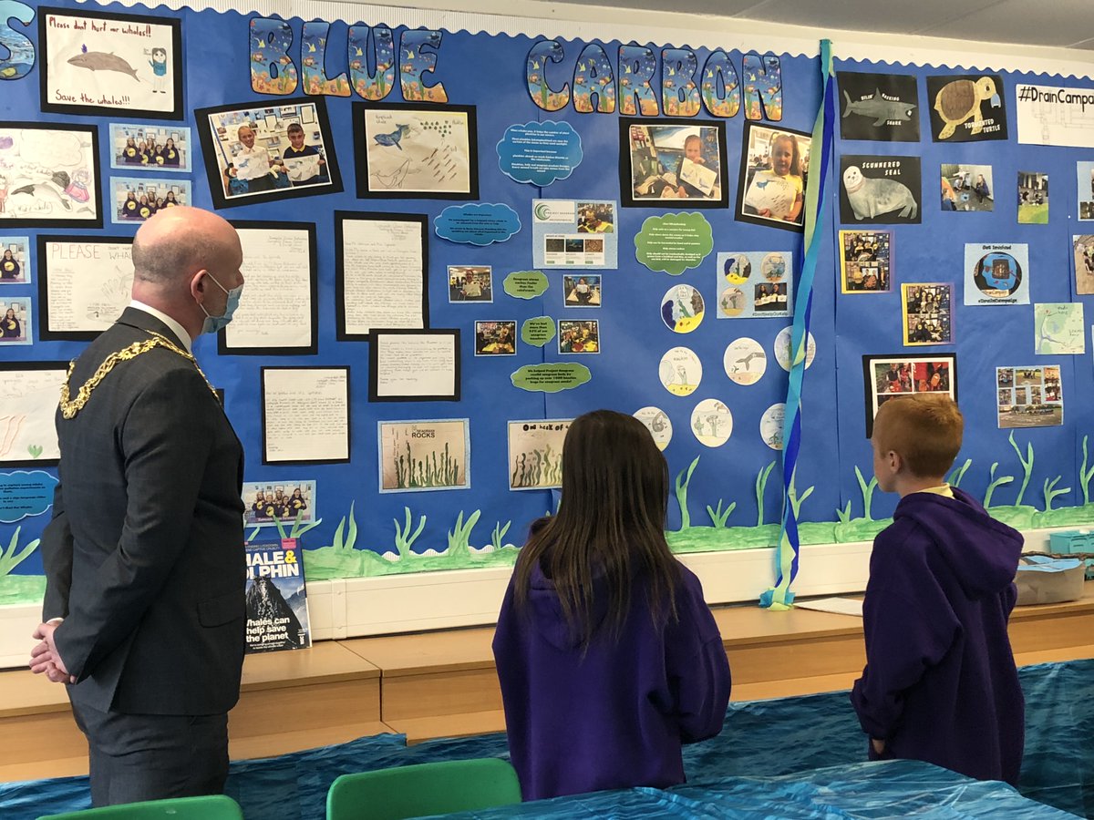 SunnysidePri's tweet photo. Our Ocean Defenders were keen to share with our @LordProvostGCC  how important #BlueCarbon is.From tiny plankton, to restoring sea grass meadows to not skelping our kelp forests; it all needs protecting if we are to slow climate change. #OurDearGreenPlace &amp;  #OurDearBluePlace 2/4 https://t.co/LJuBUSA2U6