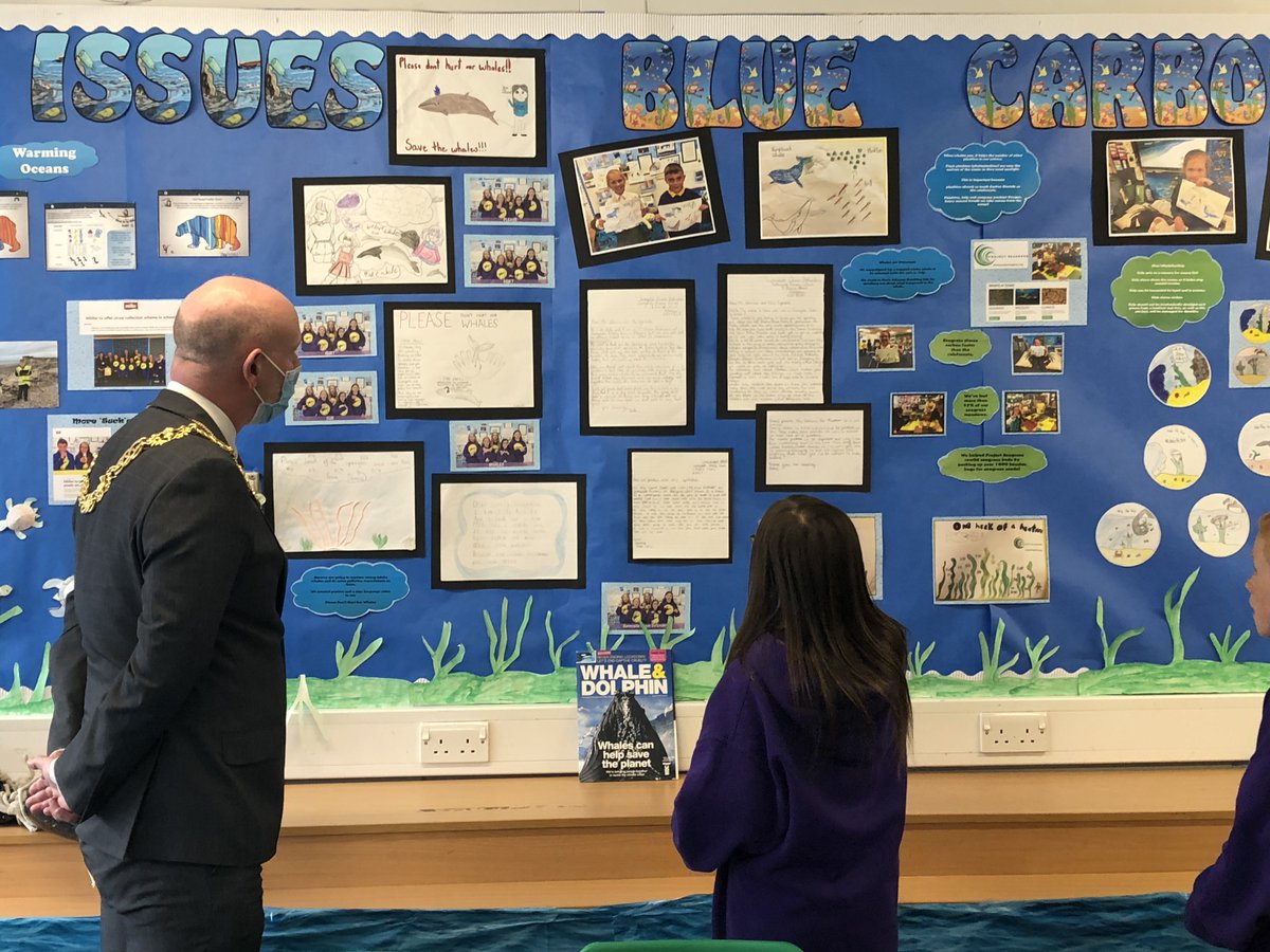 SunnysidePri's tweet photo. Our Ocean Defenders were keen to share with our @LordProvostGCC  how important #BlueCarbon is.From tiny plankton, to restoring sea grass meadows to not skelping our kelp forests; it all needs protecting if we are to slow climate change. #OurDearGreenPlace &amp;  #OurDearBluePlace 2/4 https://t.co/LJuBUSA2U6