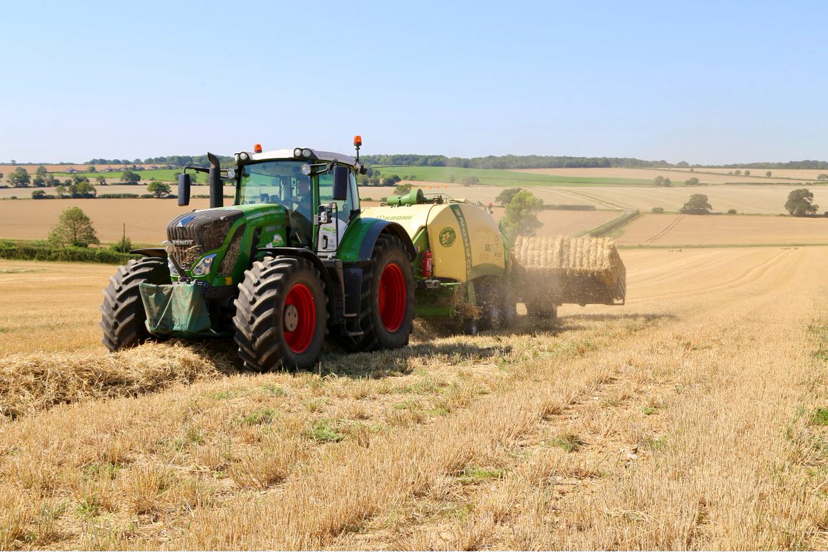 prostrawsystems's tweet photo. We're currently looking for an experienced baler and telehandler driver to join our team this harvest. For more information and to apply, please see our Facebook page.. https://t.co/xXrhLVDnzz https://t.co/Bm8dwOwRET