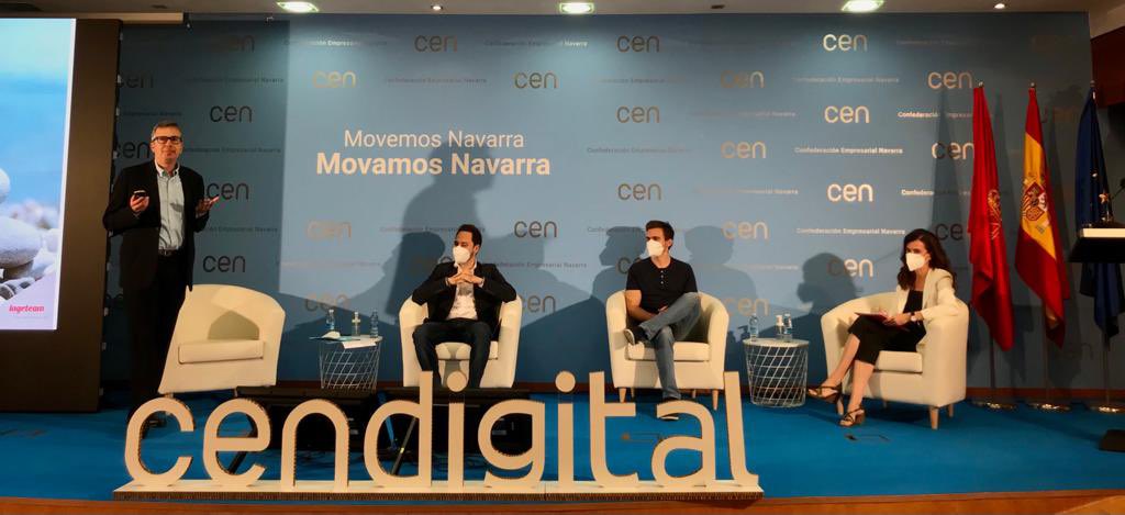 CEN_Navarra's tweet photo. #cendigital En este tercer bloque, #Jorge Acedo, Manager R&amp;D Control Systems de @ingeteam Wind Energy; @Jacobo Garnacho, Líder de IA para SPGI en @IBM_ES y Mikel Elcano, CEO de @neuraptic, nos hablan del valor del dato y la #Inteligencia Artificial. https://t.co/rY4DOiiMy5