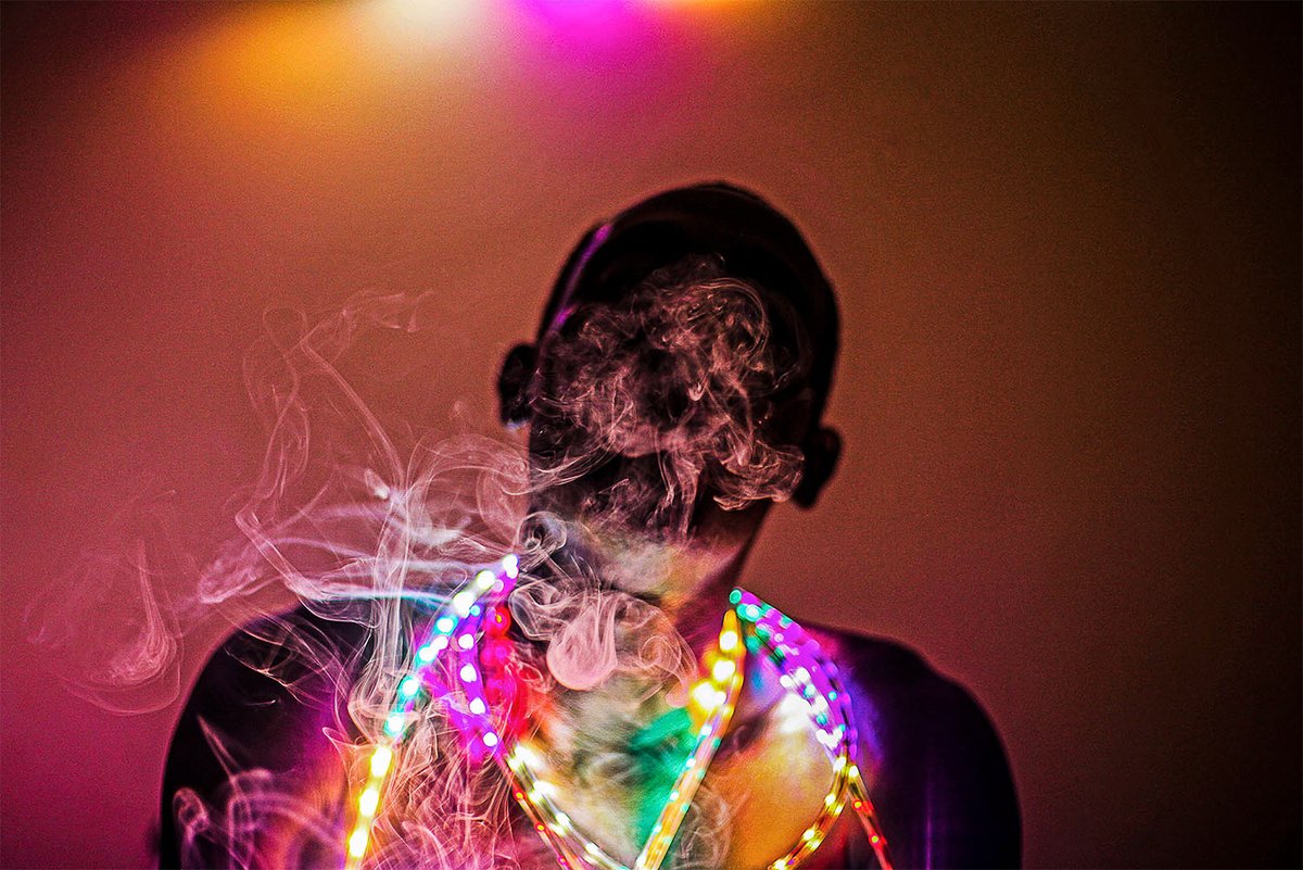 At the last Bamako biennal in 2019, photographer John Kalapo showcased a selection of images that focused on Saba – a young homeless man from #Mali. The photos were partially underpinned by themes of youth &amp; social anxiety bit.ly/3xFUyGJ
#photography #bamako #visualart