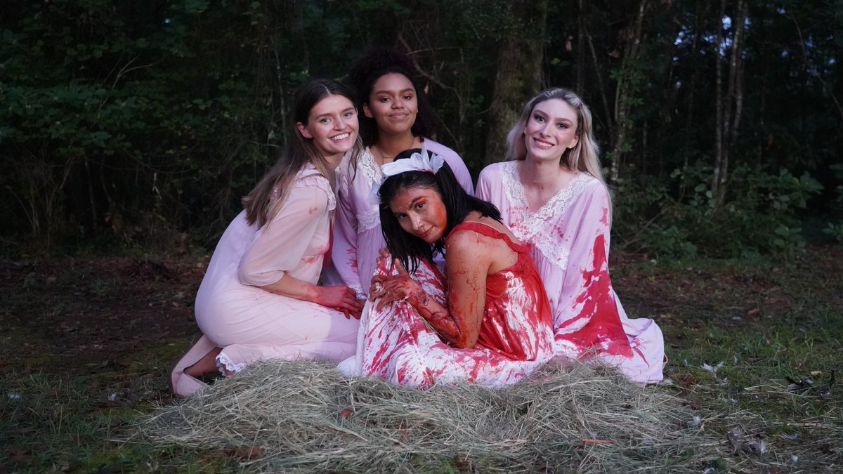 nikoledactor's tweet photo. Just wrapped “Chicks” an incredible genre bending feminist horror comedy that has made my life a million times better ✨🐣 https://t.co/bgUC0YS7BY