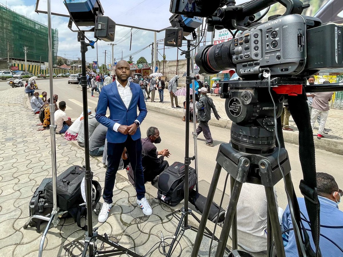 LarryMadowo's tweet photo. Explain why you can’t be as unbothered as the Ethiopians behind me https://t.co/IvmsksKArH