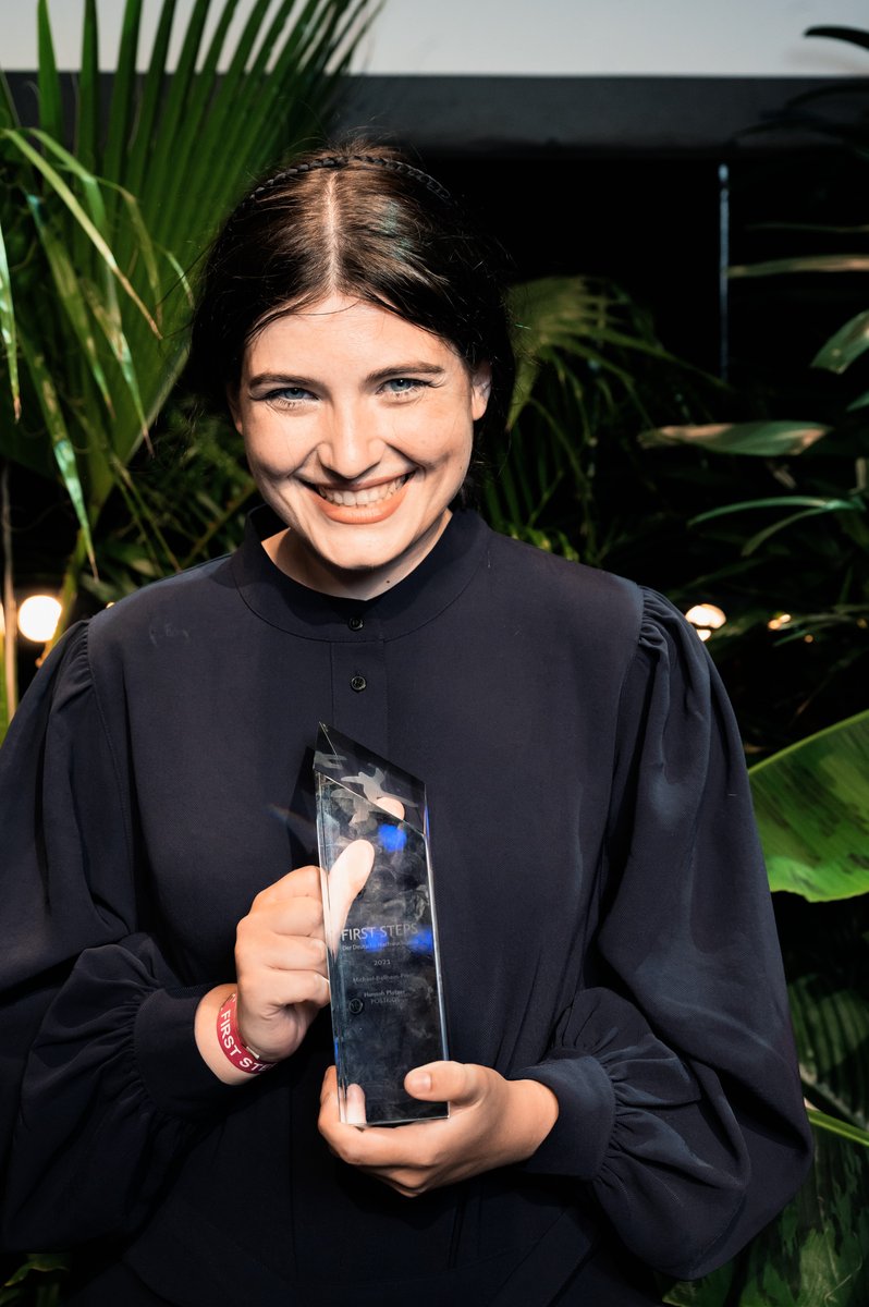 ARRIChannel's tweet photo. With the #firststepsaward, the German Film Academy honored outstanding films by students graduating from film schools in German-speaking territories. For all winners at a glance, visit https://t.co/tLSw2gg8KE·innen-2021/. Award donator #ARRI congratulates all winners &amp; nominees. https://t.co/UPoNV7Bgu2