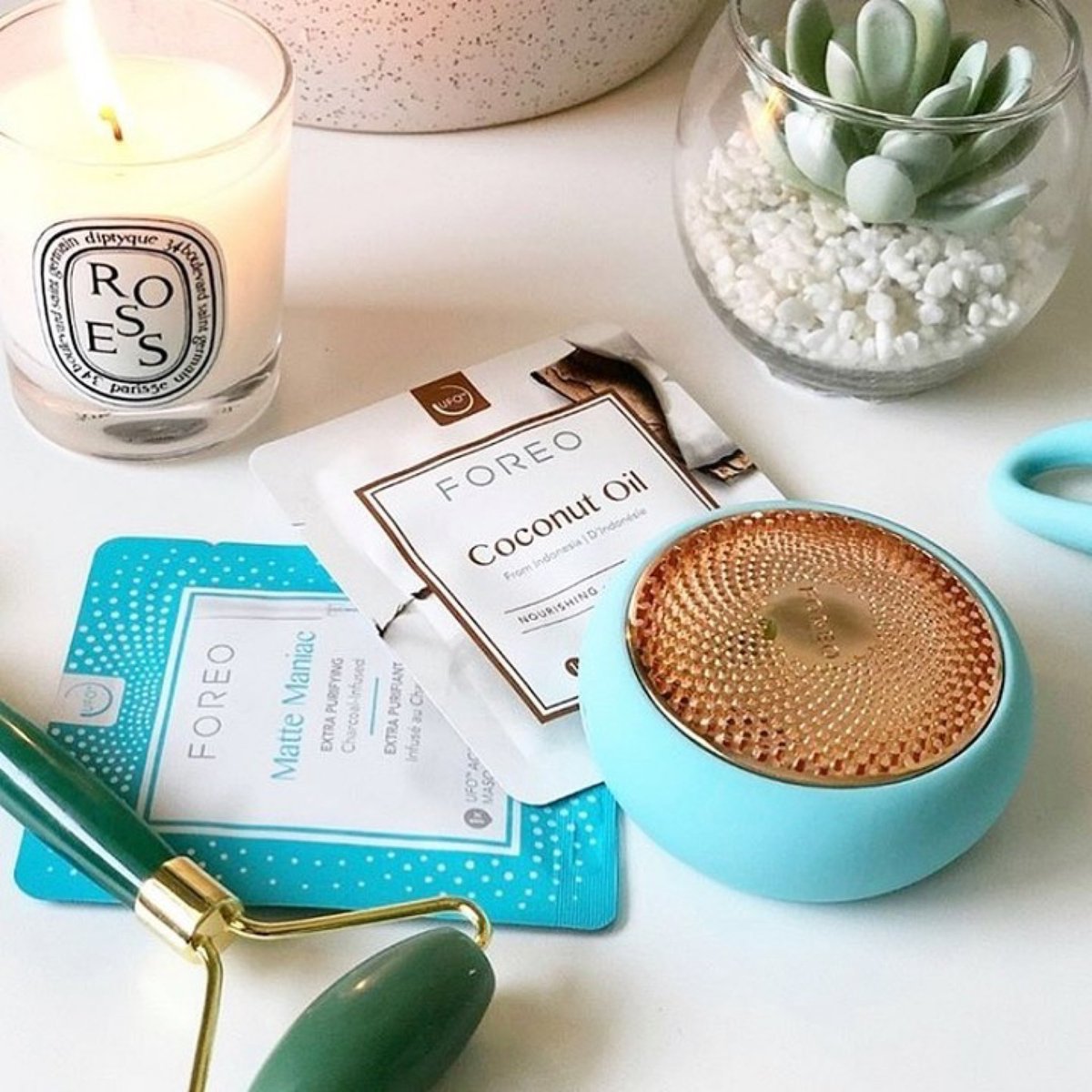 FOREO's tweet photo. Need some #metime ideas? A FOREO mask is always an excellent idea! 💆🏻♀️Try using the UFO and UFO 2 masks of your choice for amazing skincare results:
Which UFO mask would you like to try the most?
#FOREO #UFO2 #FOREOUFO #Skincare #skincare #instaskincare #beutydevices https://t.co/REG2vaREq6