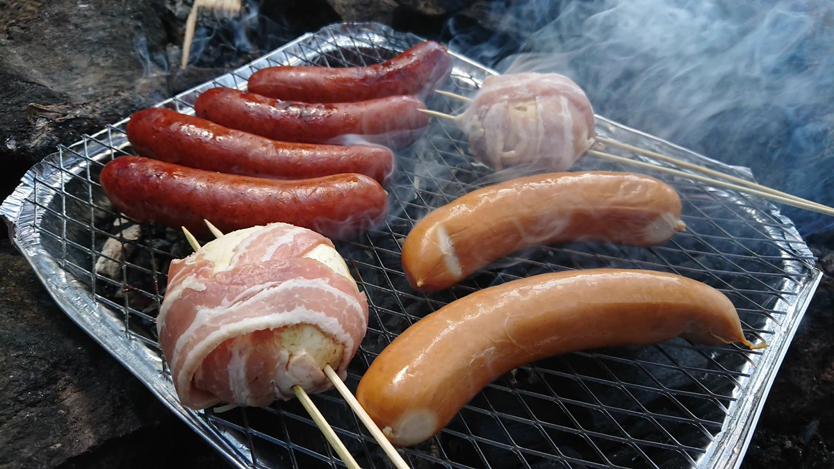 フィンランドの人生が変わるBBQ！マッシュルームにチーズを詰めてベーコンで巻いて焼く！！