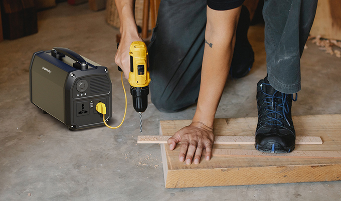 iForway's tweet photo. When using tools, you don’t need to prepare a lot of power strips and plugs, just bring an portable power station.

This will make your handcraft more efficient. Of course, enjoying life freely is the most important thing.
more👉https://t.co/l3qLHELI7M

#portablepowerstation https://t.co/D4Zh5pI1sY