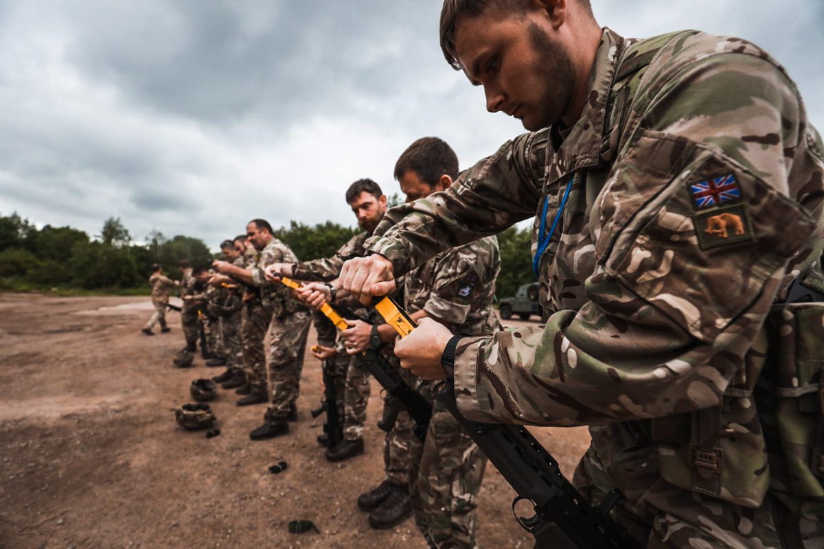 RAF_Wittering's tweet image. Phase 2 of Exercise Lion’s Tail continues with #A4ForceElements and #SupportForce Regulars and Reservists putting their training from Phase 1 into practice @RAF_Logistics @NeilGrant_RAF @JoLincoln_RAF