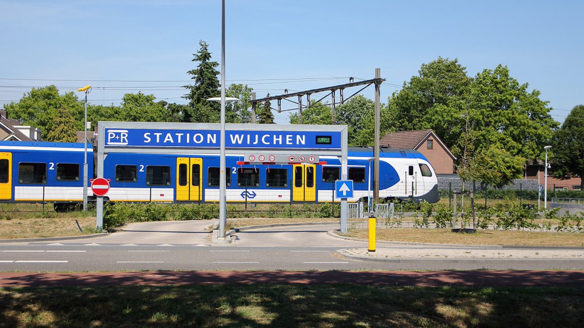 Geen treinverkeer na aanrijding Wijchen..