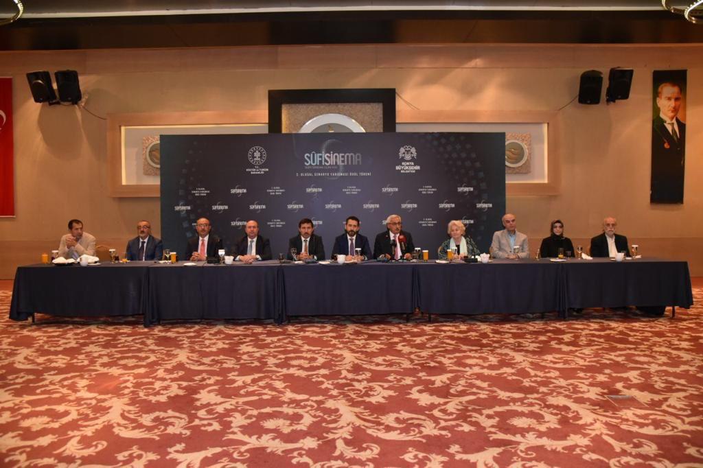 MustafaKavus's tweet photo. Sufi Sinema Günleri 2. Ulusal Sinema Günleri Yarışması’nda ödül alan sanatçılarımızı kutlarım.
Şehrimizin kültürüne katkı sunan organizasyon için emeği geçenleri tebrik ediyorum.
#sufisin https://t.co/hfLEyRo1H1