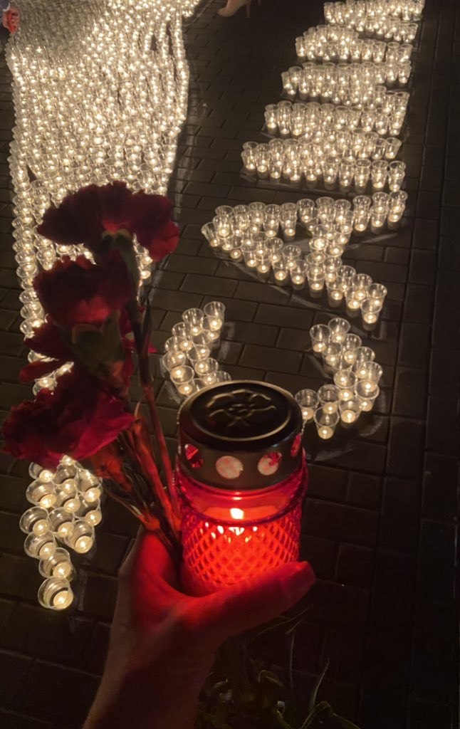 Зам.пред.<a href="/Duma_Samara/">Дума г.о. Самара</a> координатор партпроекта <a href="/er_novosti/">Единая Россия 🇷🇺</a> «Историческая память» Сергей Рязанов с <a href="/Khinshtein/">Александр Хинштейн</a> <a href="/dvorcova_og/">Олеся Дворцова</a> <a href="/vsezapobedu/">Волонтёры Победы</a> общественниками принял участие в акциях «Свеча памяти» и «Огненные картины войны». Оба мероприятия приурочены к 80-летию начала ВОВ.#помним