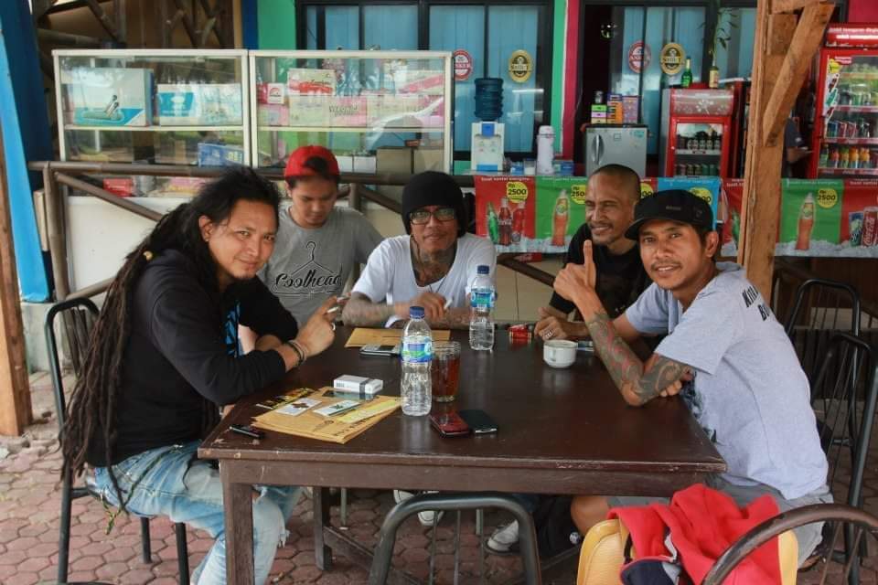 IrvanovskyF's tweet photo. Innalillahi wa Innailaihi rooji'uun.. Semoga Alloh ampuni semua dosa dosanya dan diterima segala amal ibadahnya serta ditempatkan di tempat terbaik di sisiNya. 

Selamat jalan mas Tepeng https://t.co/f9g5Tma7kP