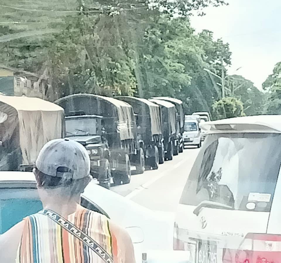 At 3:40PM,Military trucks have been spotted on Kyimyindaing Bagaya Street in Yangon Division 

#June22Coup #WhatsHappeningInMyanmar
