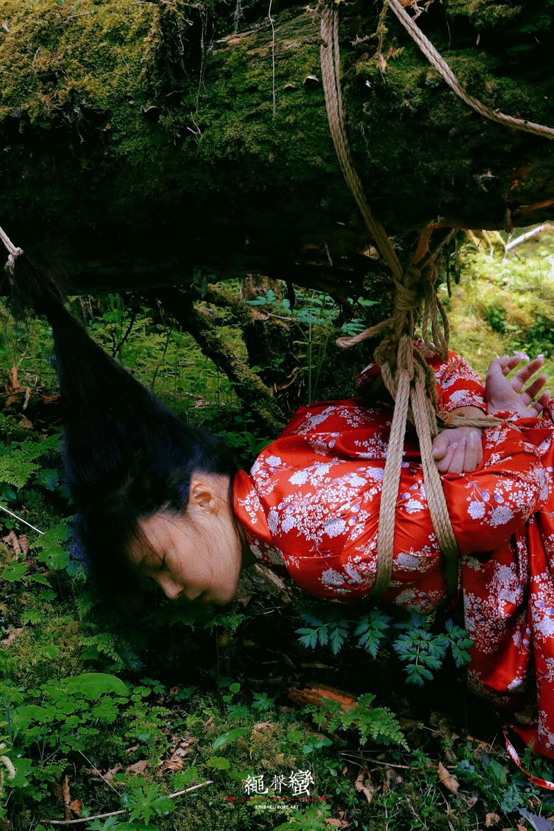 Ropeart_Emon's tweet photo. 陪我走过世界的每一个角落@Ropeart_dora 
#ポートレート 
#緊縛 
#縛り 
#kinbaku 
#shibari 
#rope https://t.co/w2j4OzstVM
