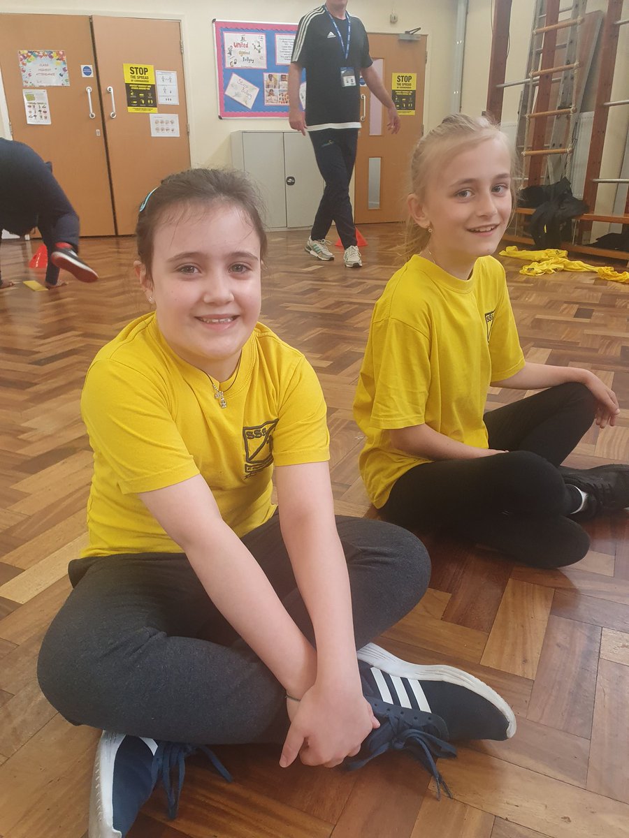 ststephensSW8's tweet photo. PE with Coach Michael @Enthusekids is always #fun Year 4 certainly enjoy their sessions every Tuesday! 😊🏆🏀🎽 #StStephensSports #StStephensYear4 #KeepingFit #keepmoving https://t.co/wkv7q0hXCs