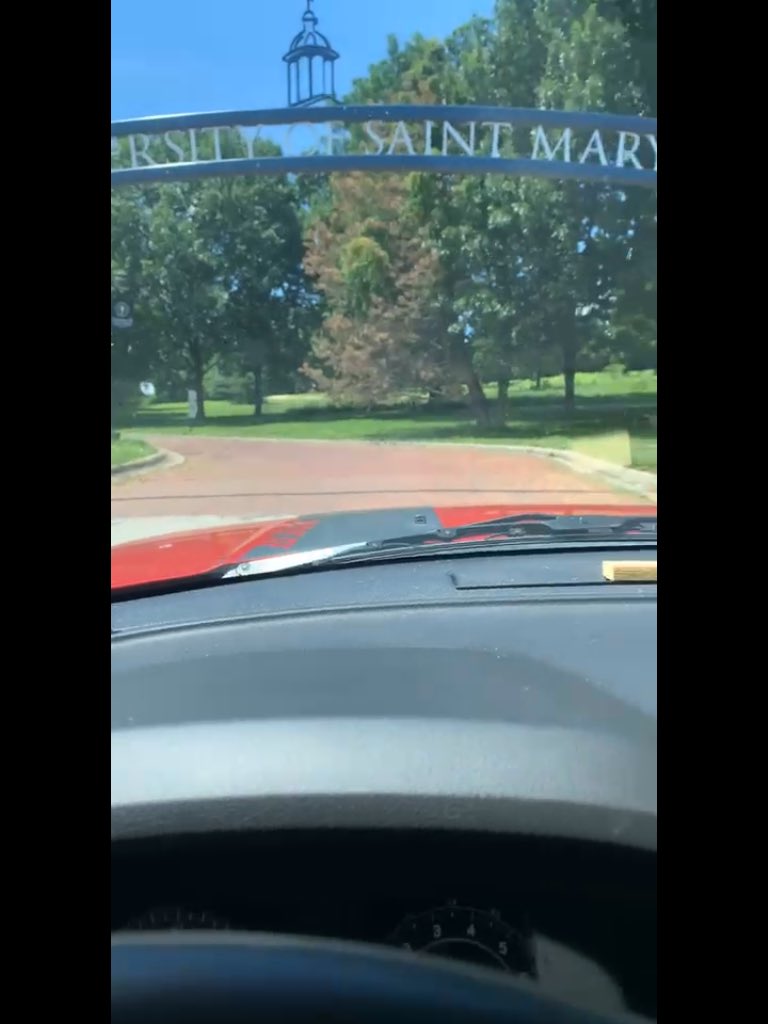 WWilliamslll's tweet photo. Had a great visit today at The University of Saint Mary with @Coach_Rlopez @CoachLHinson . Thank you for the nice hospitality. Shout out to @Spire_football for the campus tour! # Go Spires 💙💛 #committed #LLT2 #LLEJ3 #LLMYFALLENSOULDIERS💔🕊 https://t.co/2DkkiLqKVJ