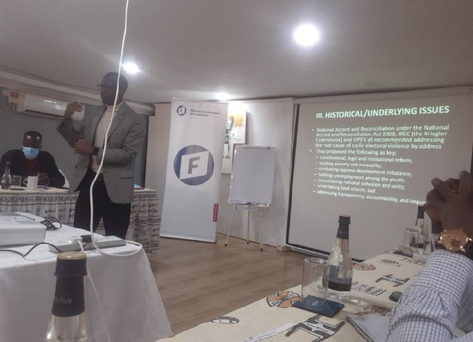 FoundationGf's tweet photo. We have a progressive constitution in Kenya so changing it through BBI is not needed and if BBI is pushed through it requires intense participation among youth especially. GF youth take part in these debates to push for #TekelezaKatiba @Naomi2908 @UhaiWetu @Catherinekihik1 https://t.co/fLaw9XCQUm