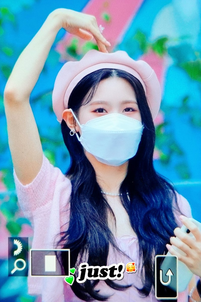 210622 🥺🥺💚
#아이들 #여자아이들 #GIDLE #미연 #MIYEON