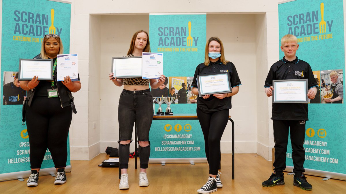 ScranAcademy's tweet photo. "We create platforms for young people's achievements to be celebrated. In such a challenging year, we SHOUT about how great today's generation are despite the odds." - @JohnLoughton , Founder. 

People, we give you the Scran Class of 2020-21. 🎓🧑‍🎓👩‍🎓👏 https://t.co/b7GJoWaBNM