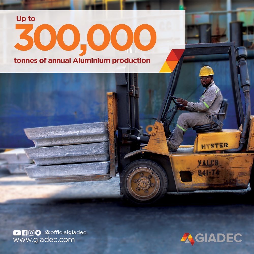 officialgiadec's tweet photo. 1/3 For the first time in our history, bauxite mined in Ghana will be refined to alumina in line with adding value to our natural resources. This will take place in the three additional bauxite mines and two refineries we plan to build.
#integratedaluminiumindustry #makinghistory https://t.co/vyJ39tZJJH
