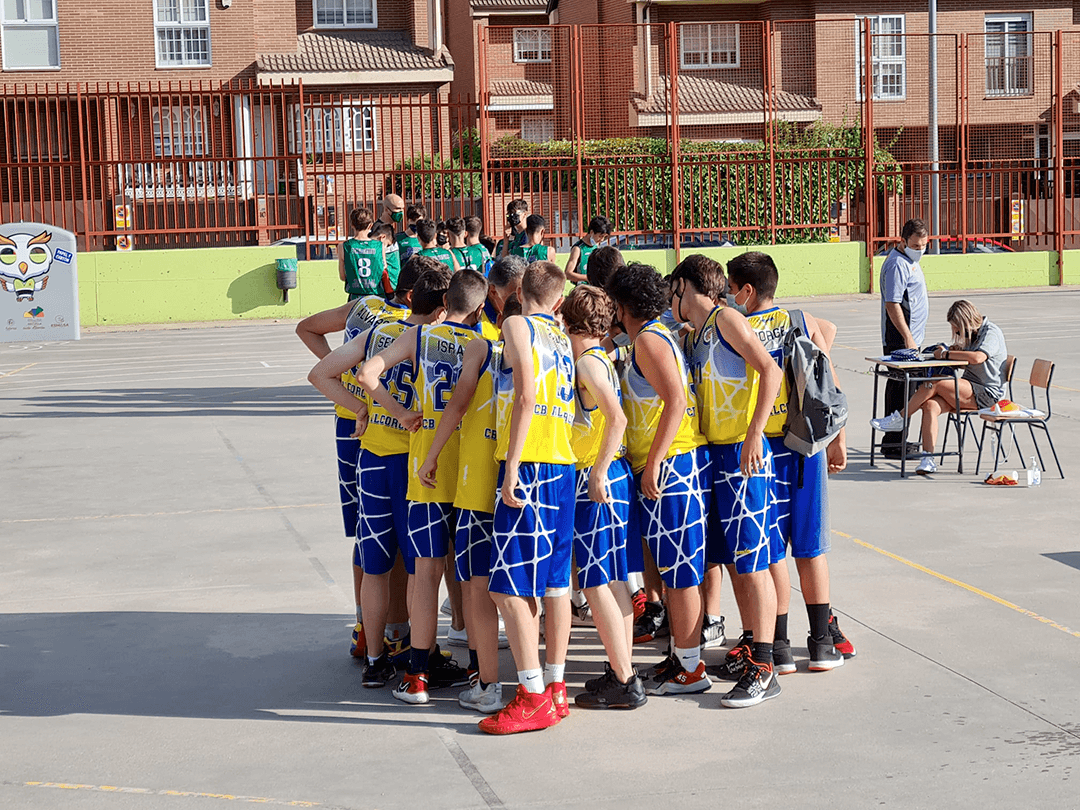 cbalcorcon's tweet photo. Crónica Infantil Azul frente a @ADCBoadilla 

Gran temporada. Enhorabuena y gran trabajo.

https://t.co/p1k0vhl1MI

#cba #cbalcorcon #baloncestoalcorcon #deportesalcorcon #somosCBA #desde1989 #somosAlcorcon #baloncesto #basket #alcorcon #fbm #infantilazul @Noticias_para https://t.co/LxkiOtPGXD