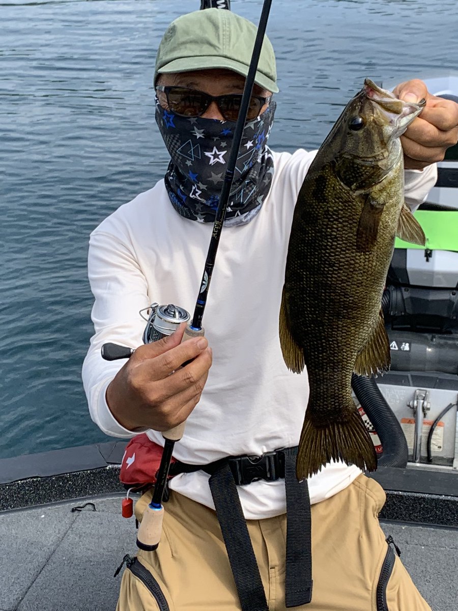 Tomo Guide Service 野尻湖 木崎湖バスフィッシングガイド على تويتر 今日の野尻湖ガイド Aces68sulp J ご購入頂き早速入魂完了 最大46センチゲット キャロ専用ロッドとしての性能抜群 ファイト中綺麗に曲がりスモールに主導権を与えません ティムコ