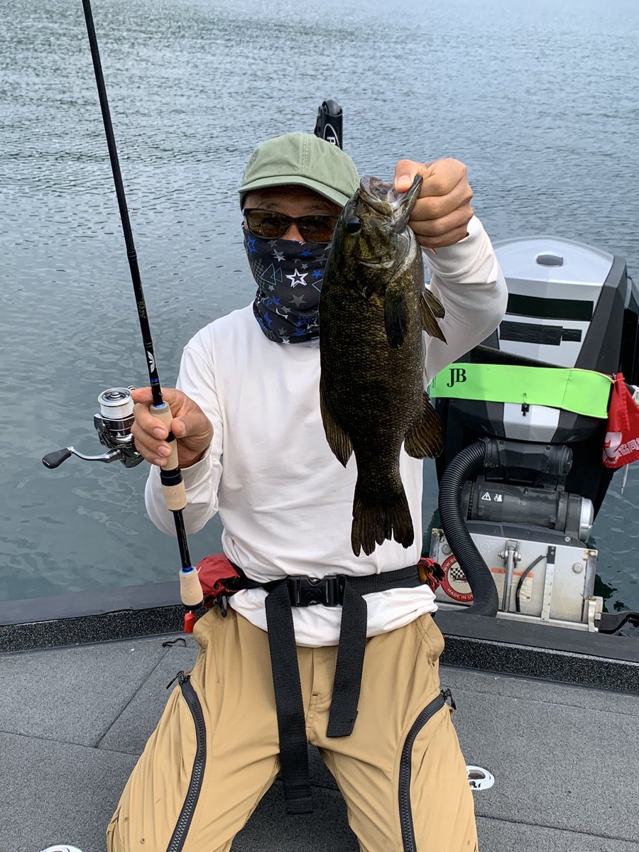 Tomo Guide Service 野尻湖 木崎湖バスフィッシングガイド 今日の野尻湖ガイド Aces68sulp J ご購入頂き早速入魂完了 最大46センチゲット キャロ専用ロッドとしての性能抜群 ファイト中綺麗に曲がりスモールに主導権を与えません ティムコ