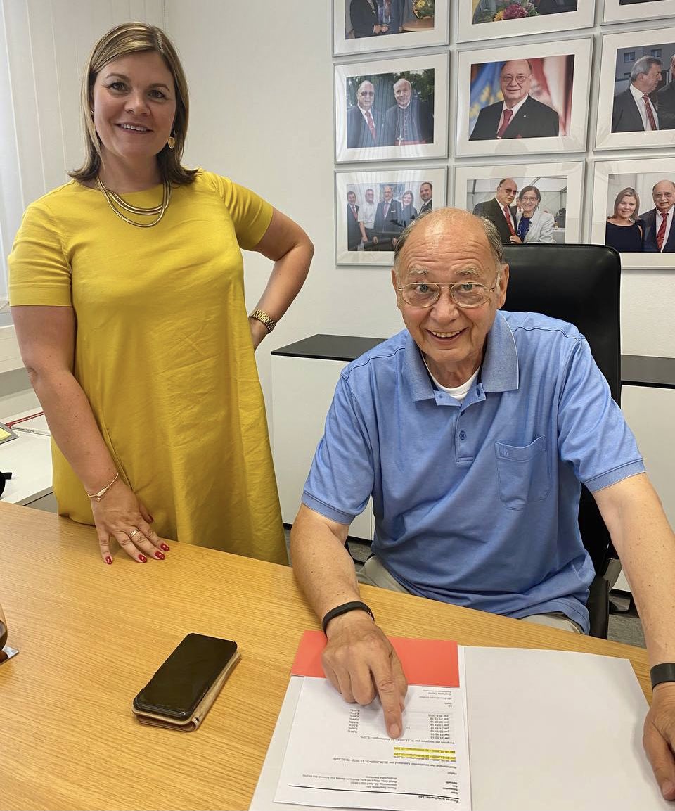 In Besprechung mit der kaufmännischen Direktorin Stephanie Taurer über das Neubauprojekt in Eisenstadt, St. Antoni-Straße.  #OeNR #OeBH #GEBÖS