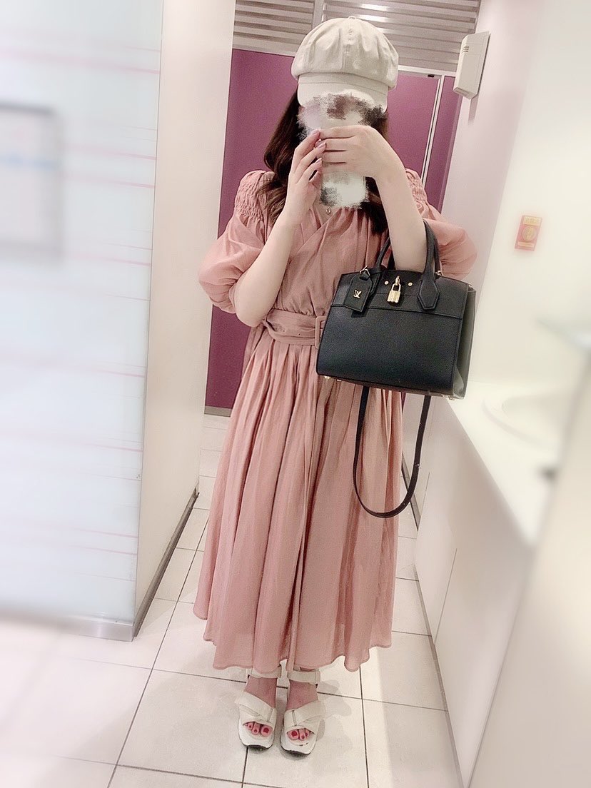 her lip to airy volume sleeve dressロングワンピース/マキシワンピース