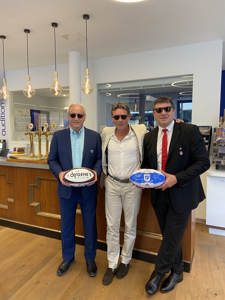 RempartMutuelle's tweet photo. Échanges et partages étaient au rdv aujourd’hui entre les présidents du @TOXIII @MutduRempart @StadeToulousain pour consolider nos partenariats. #toulouse #mutuelle #rugby #caprempart https://t.co/xikUN52fRv