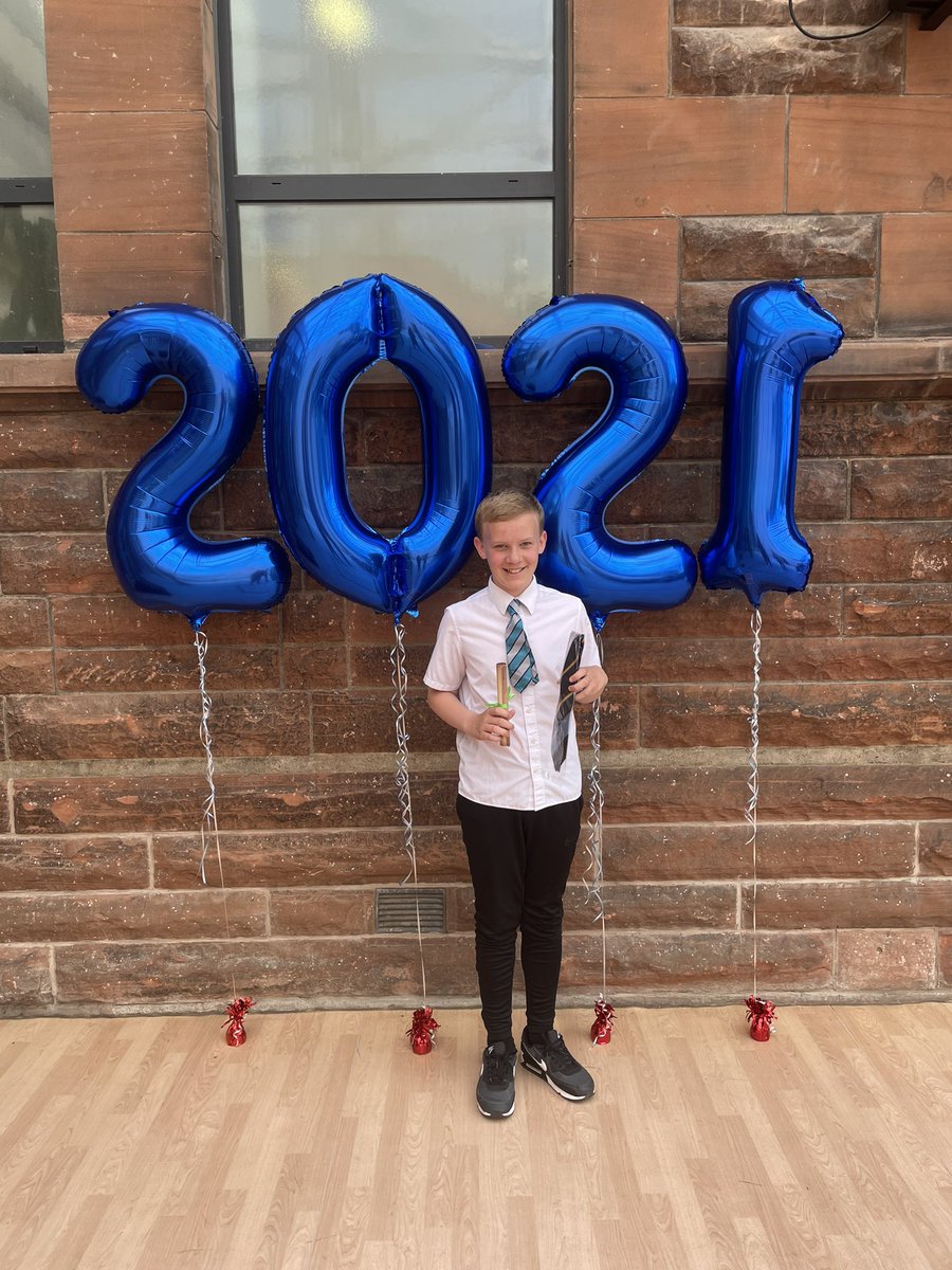 MissOBrienP67's tweet photo. Congratulations on your Greenhill Graduation R! You have a wonderful future ahead of you, and will go on to do marvellous things🎓💙

@GreenhillPS https://t.co/qXTYvAyFdo