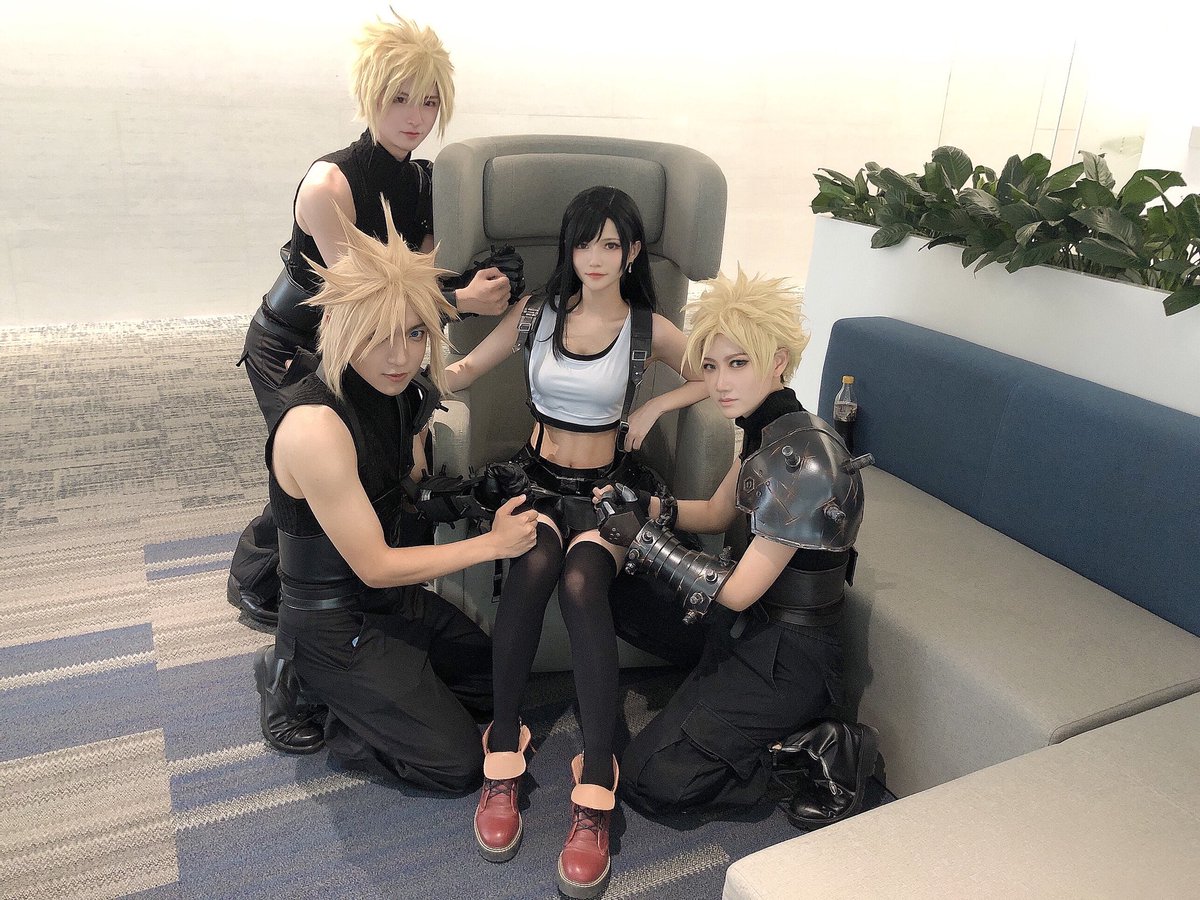 levyisme's tweet photo. クロードに囲まれている幸せ #蒂法 #tifa https://t.co/GfyOnOQ0cS