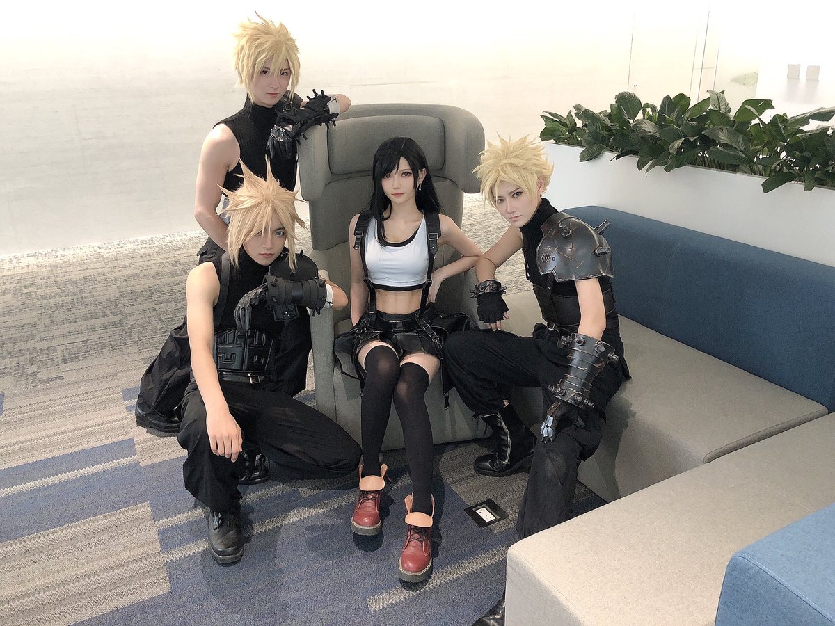 levyisme's tweet photo. クロードに囲まれている幸せ #蒂法 #tifa https://t.co/GfyOnOQ0cS