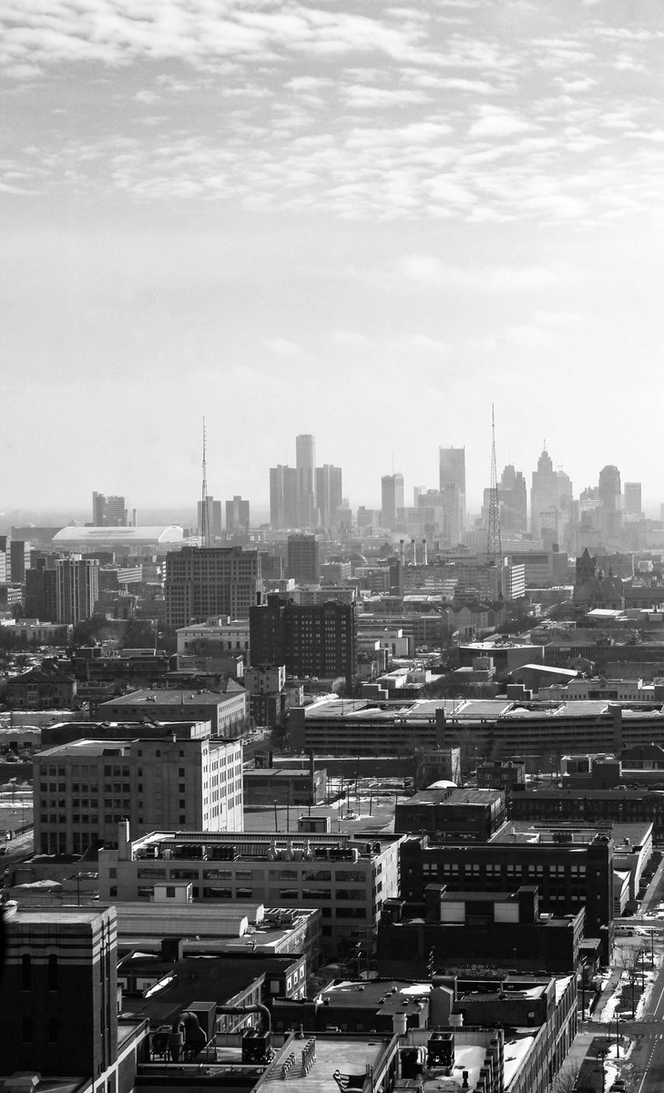 DavidWhitneyDET's tweet photo. What is your favorite thing about #Detroit?
#davidwhitney #davidwhitneybuilding #detroit #downtowndetroit #det #michigan #hotel #bar #restaurant #wxyzbar #luxuryresidences #getaway #vacation #detroitriverfront #detroitlions #detroitredwings #detroitpistons #detroittigers https://t.co/lQXxA737F1
