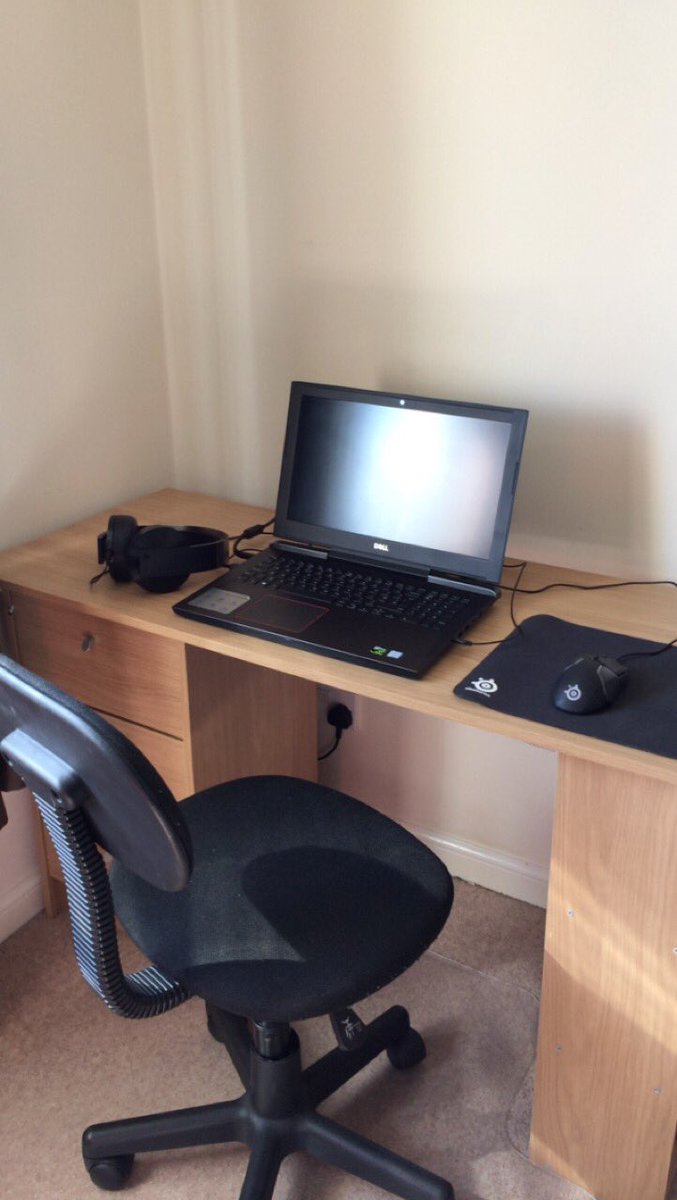 rossvee123's tweet photo. @JayzTwoCents 4 years apart 
Laptop:
 i7-7700k 
Gtx1070 
1tb hd
250gb ssd 
(Idk the rest) 

Pc:
I7-4770k
AMD Radeon 6700xt sapphire 
ASUS maximus impact IV
2x8GB crucial DDR3 1600mhz 
Corsair h60 AIO 
Corsair cx750 
Crucial mx500 2tb ssd
Iiyama g-master GB2788hs 144hz 
#jaywhatdoyouthink13 https://t.co/y3o2ZUt1Xh