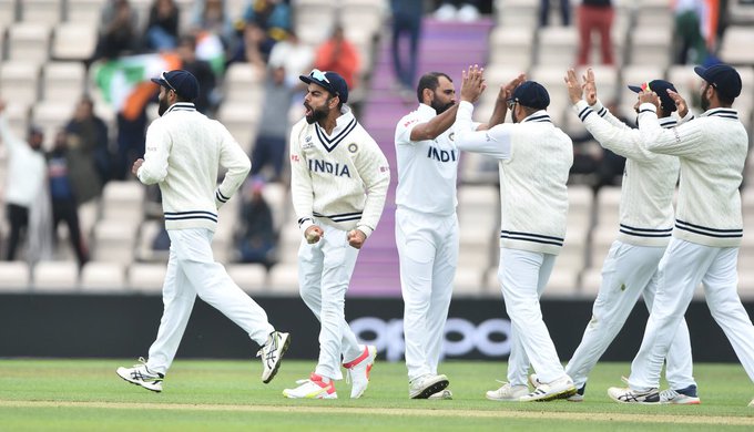 Team India celebrates after Shami bowled Watling out - WTC Final - SportzPoint