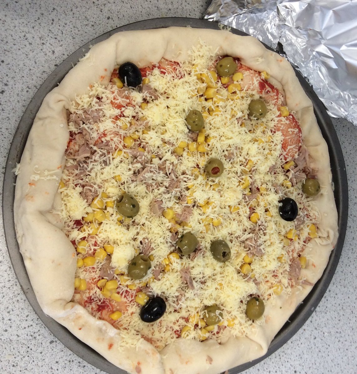 RipleyFood's tweet photo. Super Pizzas from 7T1 and 7T3 today! Excellent kneading, rolling and decorating. #stuffedcrust #pizzafortea ๐งโ๐ณ๐ฉโ๐ณ๐@ripleystthomas https://t.co/axSxYtiA5u