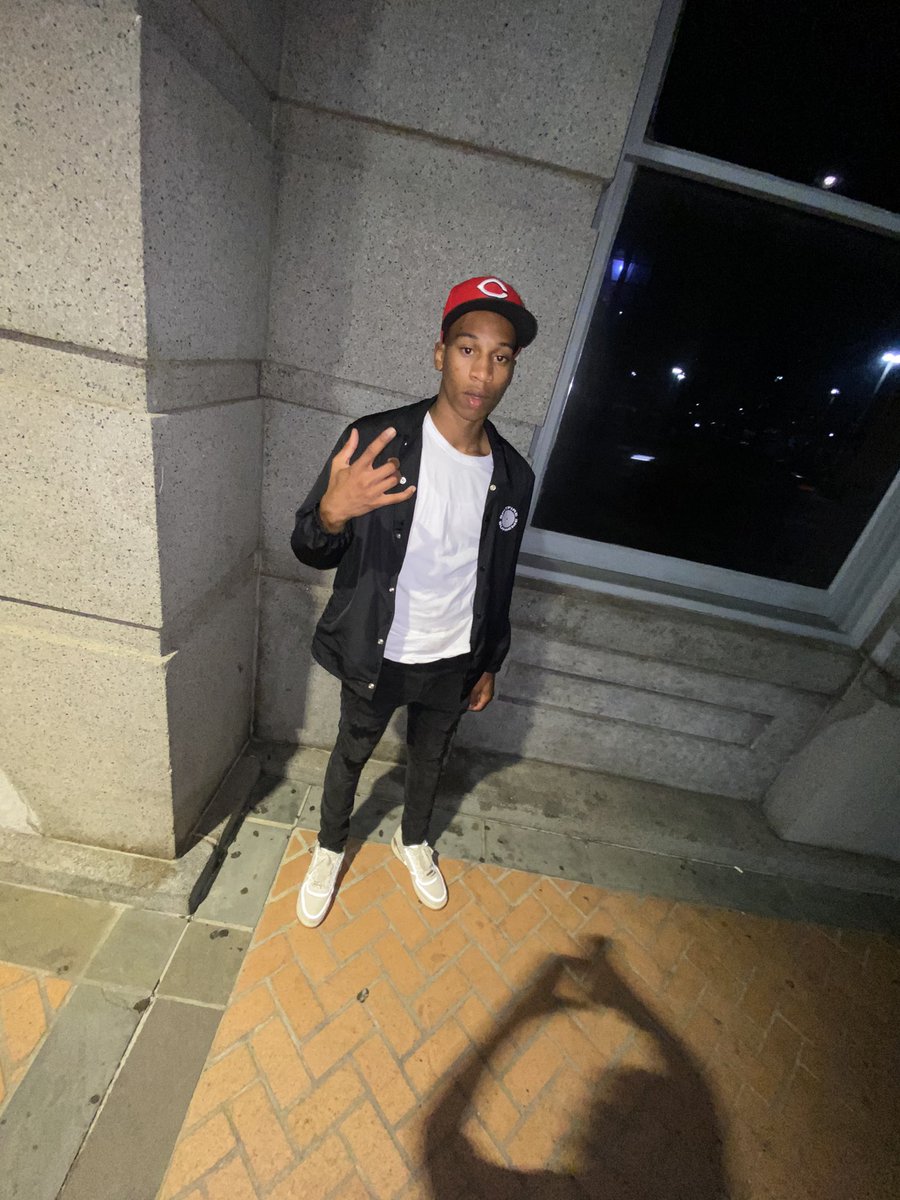 chrispycaptures's tweet photo. #WhosNewAtXU
Chris
NOLA⚜️
Mass Comm
Freshman #xula25
Luv music,sports and 📸🎥#chrispy https://t.co/KFeCIYKKs8