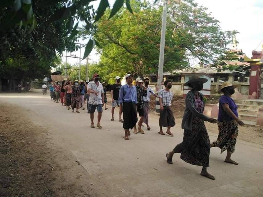 Monywa,A myint residents staged a Anti Coup rally consecutively despite the junta’s suppression.
#WhatsHappeningInMyanmar 
#June22Coup 
#UnfetteredAccessForAids