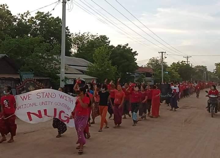 ChristineKt's tweet photo. Collation strike of residents in Northern Zone of Myaing Tsp to overthrow of the dictator in commemoration of fourth month of the 22222 uprising. #UnfetteredAccessForAids #June22Coup #WhatsHappeningInMyanmar  https://t.co/gDhYcsHIbf