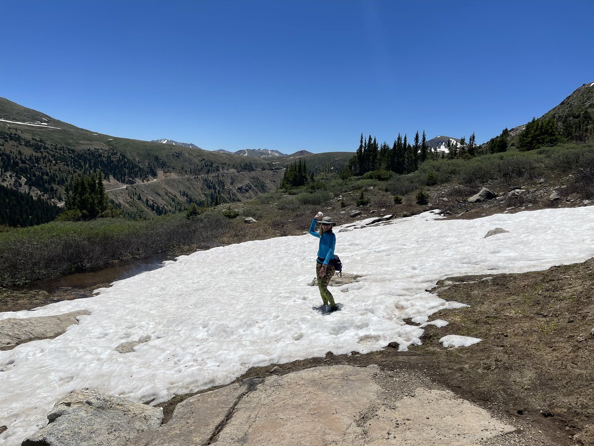 LisaPetrillo's tweet image. Such a breath of fresh air .. Thankful for this time to step away and enjoy all the magic these majestic mountains provide. @AspenSnowmass #summertime #feelingnormal #oldfriends #thatsawrap  ♥️🙏