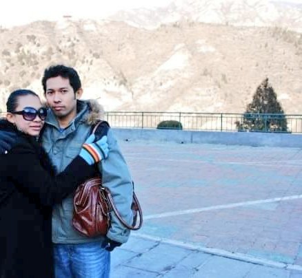cikbulanrebel's tweet photo. Beijing baby-moon trip..
Preggy tp gigih panjat Great Wall of China⛩️🧱
Bestnya travel preggy ni, Chinese belief that kita bawak ONG kt dia!
So dia banjer kita rantai la, jade la.. Hehe 😘😘
#trobek #Beijing #babyMOON https://t.co/ykbY9DU5DG