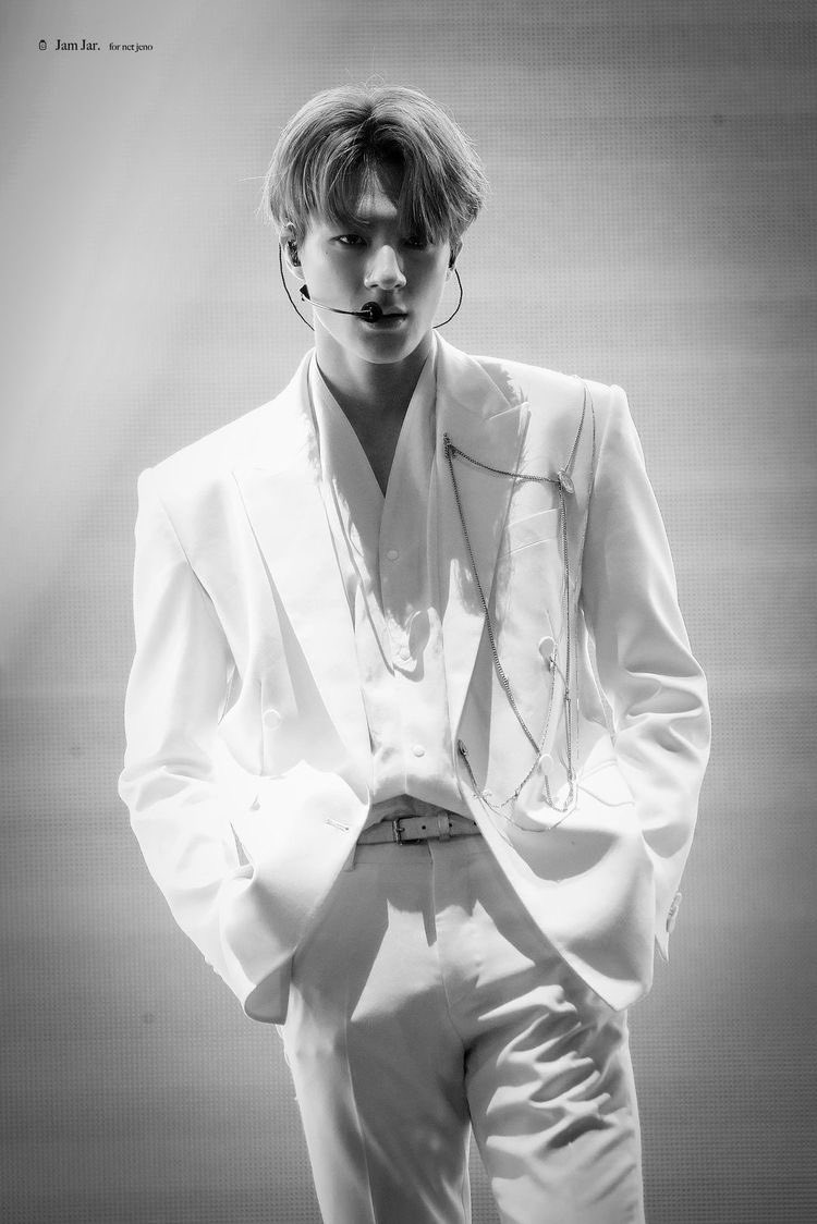 แค่เซ็ทผมขึ้นกับลงไวบ์เปลี่ยนเลย