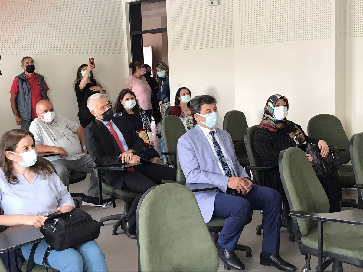 En güzelini en anlamlısını yaşadık bugün

Bu ülkenin çocuklarını kendi çocuğu bilerek hayırlarını okula ve eğitime yapanlarla birlikteyiz.. Hayata sımsıkı tutunan, hep yan yana duran <a href="/KAHEV2018/">KAHEV</a> Hekimlerimizle buluştuk Okulumuzda.

Teşekkürler, bizimle olduğunuz için.
<a href="/Ayhanisik37/">Ayhan IŞIK</a>