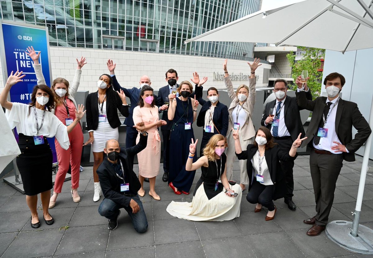 Bestes #TDI21 Team! Ihr seid toll! Ich bin stolz auf Euch. #ForwardToTheNew