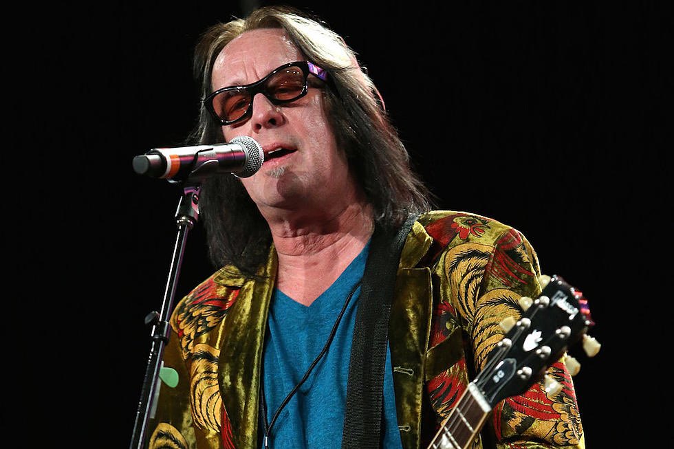 Happy Birthday to one of the best instrumentalists of all time Todd Rundgren! 