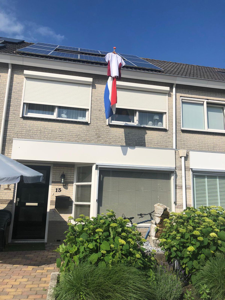 Super trots op mn vrouwtjen. Heeft dit toch maar “even” gedaan in de afgelopen 2 jaar.#maatschappelijkeverzorgendeIG