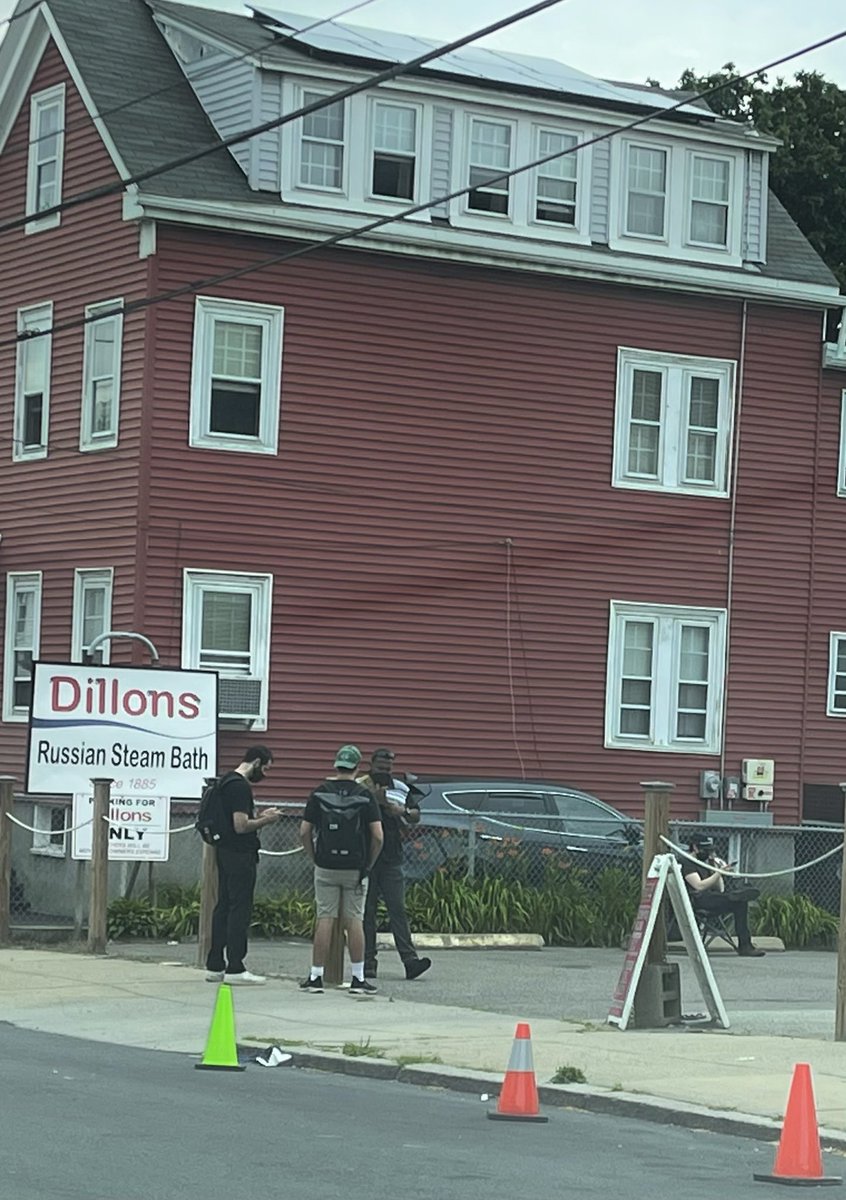 ChelseaScanner's tweet photo. Looks like they are #filming in #Chelsea Today… Setting up at Dillons Russian Steam Bath.... #MenInTowels 🤣 #ChelseaMA *Avoid Arlington Street Ext. https://t.co/iXq5MaW8nF