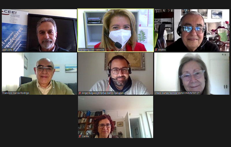 ceeivalencia's tweet photo. Los agentes trabajan casos prácticos con #BIKCEEI
El programa ha concluido ya los ciclos de: 
#BIKIdea
#BIKStartup 
#AgroBIK
https://t.co/ghS8ZhUWaL
@GVAivace #CEEIValencia vía @emprenemjunts
 #agentesecosistemacv https://t.co/rGFpxJswGC