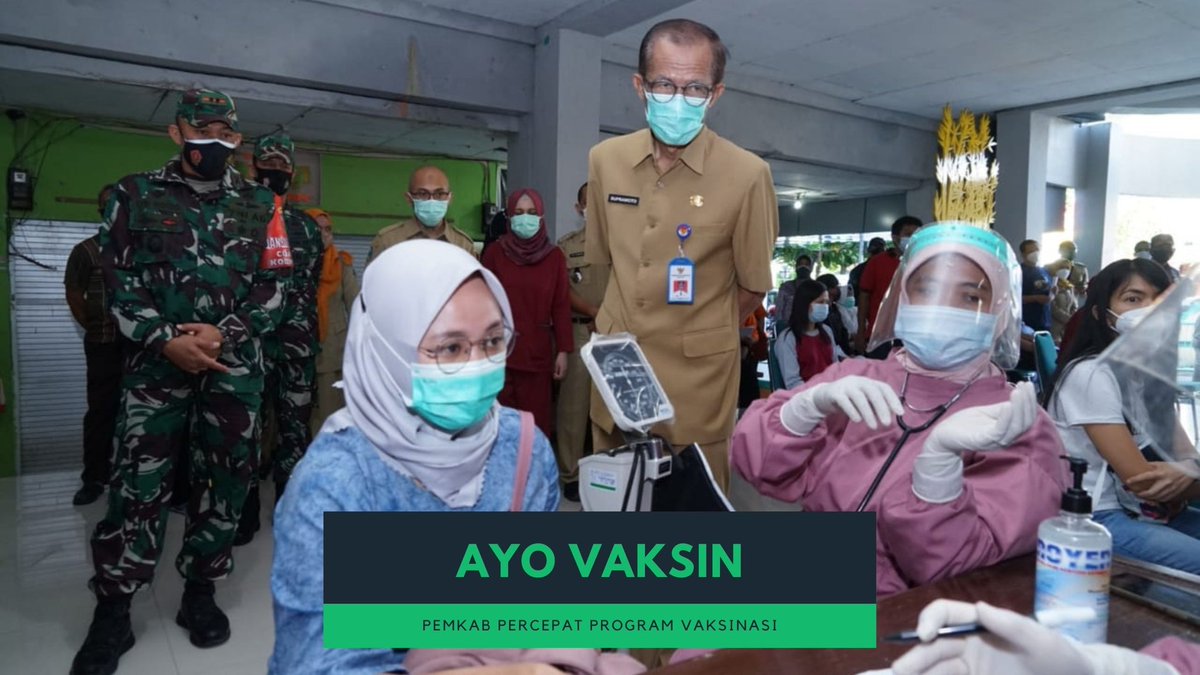 ryan_magetan's tweet photo. #Magetan - Vaksinasi menyasar ratusan pedagang di Pasar Baru dan kompleks Mal Pelayanan Publik (MPP) Magetan. Sebanyak 260 pedagang pasar serta pegawai pos disuntik vaksin guna mencegah penyebaran virus Covid-19 pada Selasa (22/06/2021). 

https://t.co/nk0cCzJNlq https://t.co/LRNnS50vLe